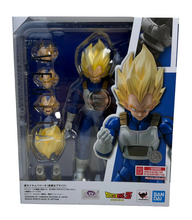 Load image into Gallery viewer, S.H.Figuarts - Dragon Ball Z - Super Saiyan Vegeta Dangerous Pride
