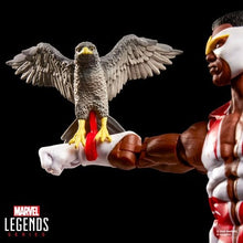 Load image into Gallery viewer, Marvel Legends - Secret Wars - Falcon