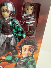 Load image into Gallery viewer, S.H.Figuarts - Demon Slayer: Kimetsu No Yaiba Tanjiro Kamado The Final Battle in the Infinity Castle