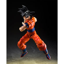 Load image into Gallery viewer, S.H.Figuarts - Dragon Ball Z - Son Goku The Kind-Hearted Saiyan