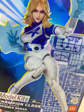 Load image into Gallery viewer, Marvel Rivals Fantastic Four Invisible Woman Champion Class Model Kit