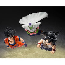 Load image into Gallery viewer, S.H.Figuarts - Dragon Ball Z - Son Gohan Z-Fighters Limited Edition Z-Fighters Group Base Ver. A