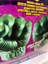Load image into Gallery viewer, Hulk Marvel Legends Series Incredible Premium Roleplay Fists