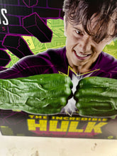 Load image into Gallery viewer, Hulk Marvel Legends Series Incredible Premium Roleplay Fists