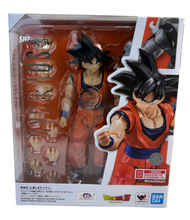 Load image into Gallery viewer, S.H.Figuarts - Dragon Ball Z - Son Goku The Kind-Hearted Saiyan
