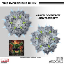 Load image into Gallery viewer, Mezco - The Incredible Hulk One:12 Collective Action Figure