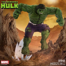 Load image into Gallery viewer, Mezco - The Incredible Hulk One:12 Collective Action Figure