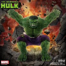 Load image into Gallery viewer, Mezco - The Incredible Hulk One:12 Collective Action Figure