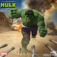 Load image into Gallery viewer, Mezco - The Incredible Hulk One:12 Collective Action Figure
