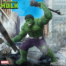 Load image into Gallery viewer, Mezco - The Incredible Hulk One:12 Collective Action Figure