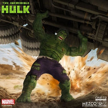 Load image into Gallery viewer, Mezco - The Incredible Hulk One:12 Collective Action Figure