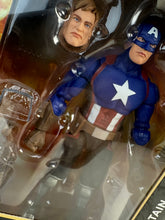 Load image into Gallery viewer, Marvel Legends - Marvel Super Heroes Magic: The Gathering - Captain America (Avengers: Twilight)